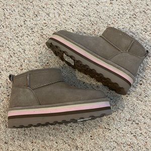 Bearpaw Retro Shorty Boots